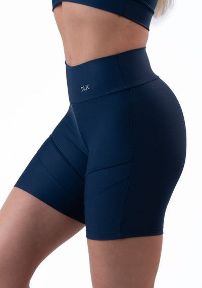 Short Azul Marinho Com Recortes Básico Dlk