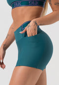 Short Fitness Feminino Com Bolsos E Elástico No Cós Activity Dlk Verde