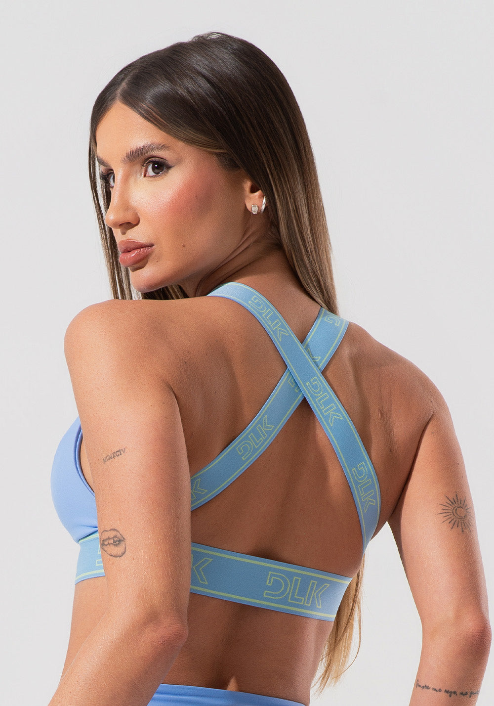 Top Fitness Feminino Com Bojo E Alças Cruzadas De Elástico Activity Dlk Azul