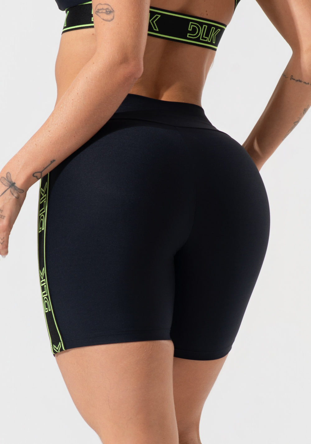 Bermuda Fitness Feminina Com Elástico Largo Lateral Activity Dlk Preto
