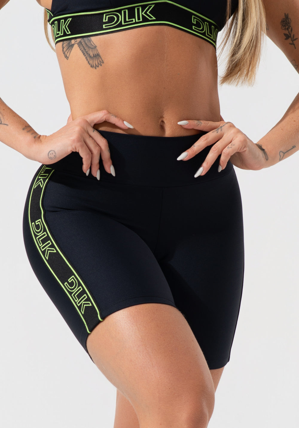 Bermuda Fitness Feminina Com Elástico Largo Lateral Activity Dlk Preto