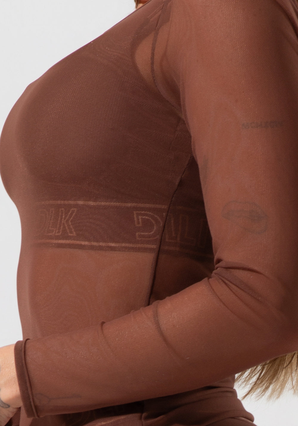 Blusa Feminina De Tule Com Manga Longa Activity Dlk Marrom