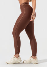 Legging Fitness Feminina Com Elásticos No Cós E Na Lateral Activity Dlk Marrom