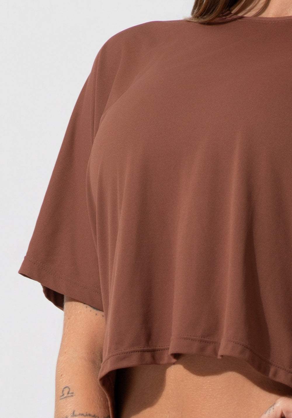 Cropped Feminino Com Elástico Nas Costas Activity Dlk Marrom