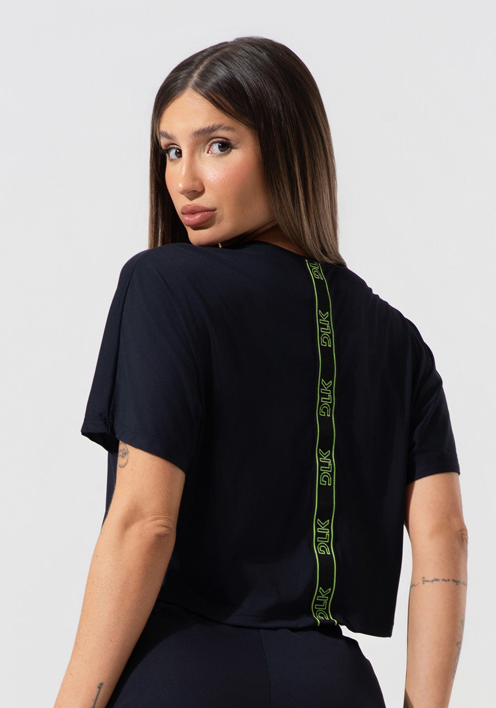 Cropped Feminino Com Elástico Nas Costas Activity Dlk Preto