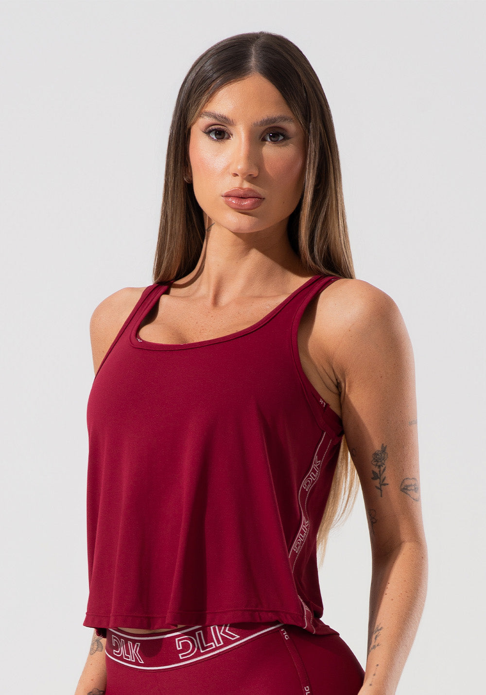 Cropped Regata Feminino Com Elástico Na Lateral Activity Dlk Vermelho Cereja