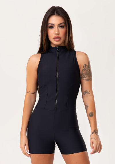 Macaquinho Fitness Feminino Preto Com Zíper E Recortes Aura Dlk