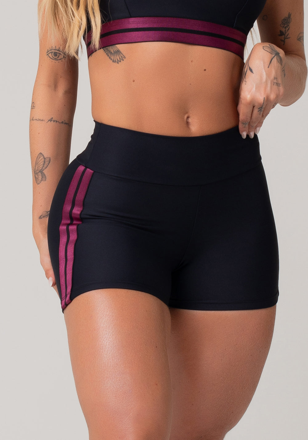 Short Fitness Feminino Preto Com Elástico Lateral Listrado Roxo Nation Dlk