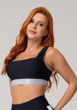 Top Fitness Feminino Preto Com Decote Reto E Elástico Prata Nation Dlk