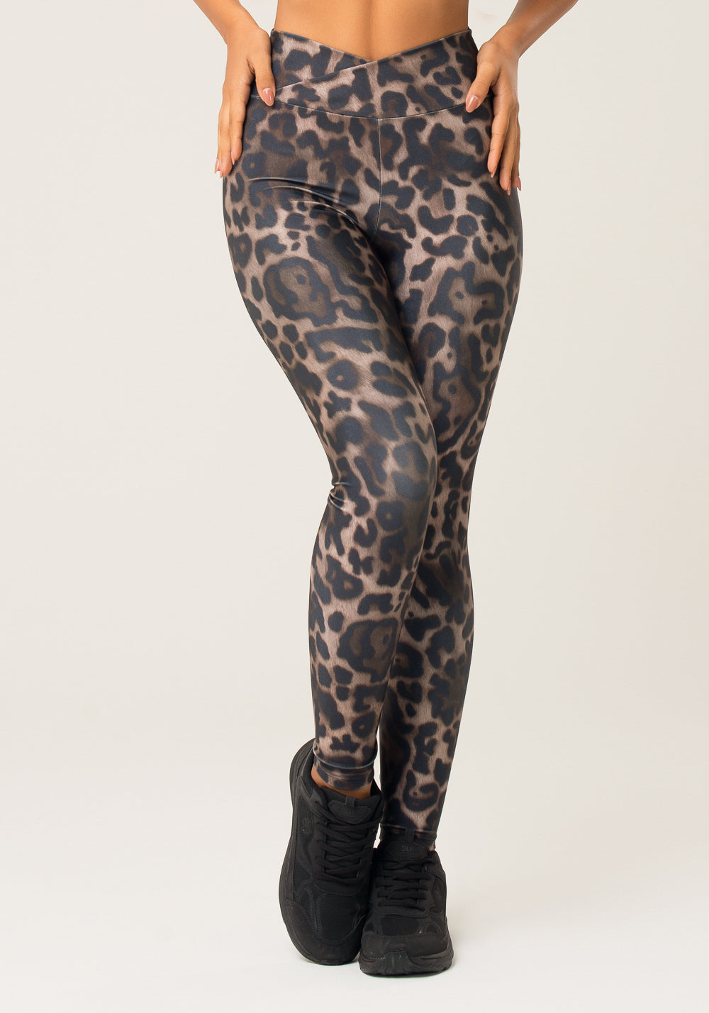 Legging Fitness Feminina Com Cós Transpassado Estampada Onça Animal Printed Dlk