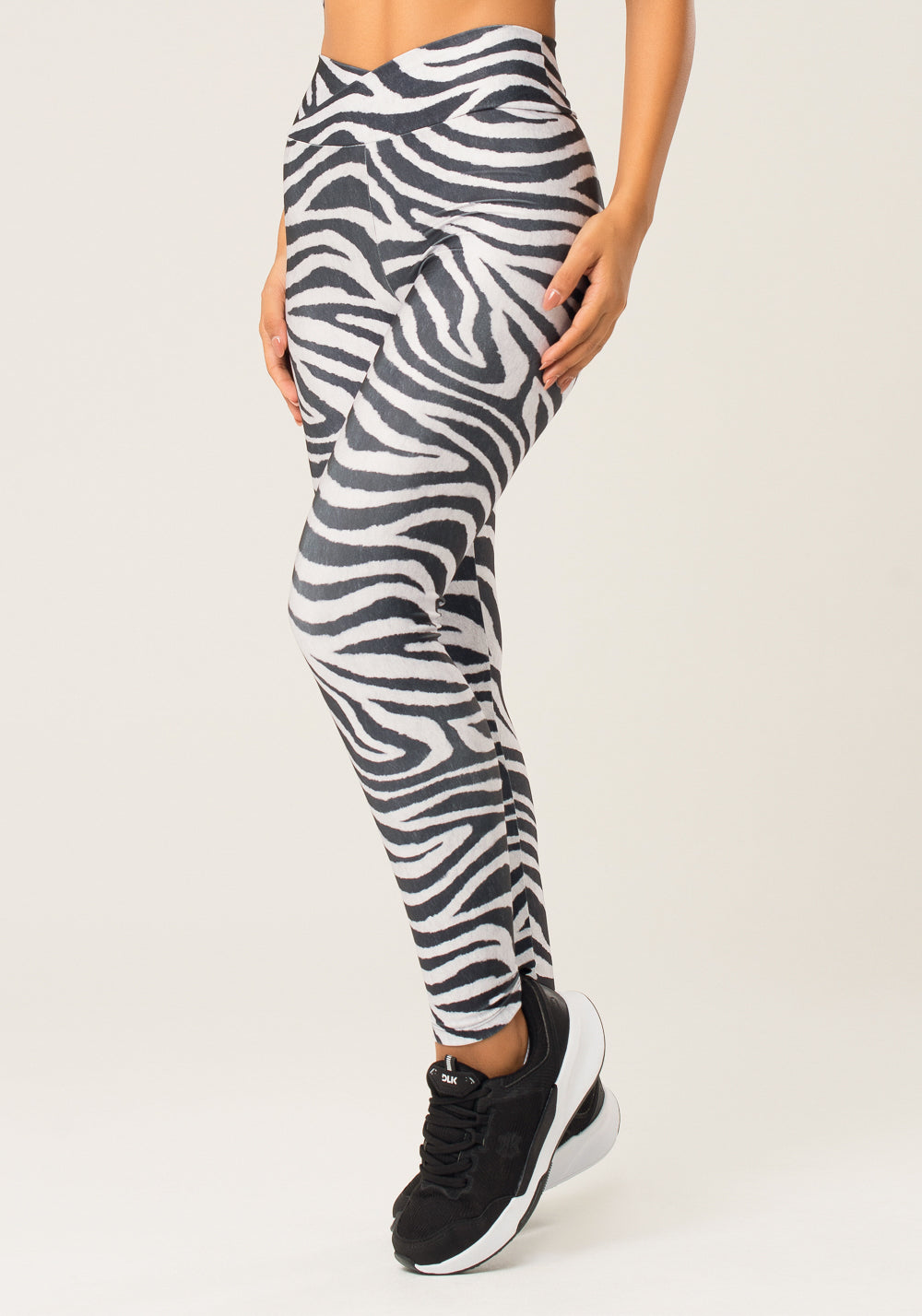 Legging Fitness Feminina Com Cós Transpassado Estampada Zebra Animal Printed Dlk