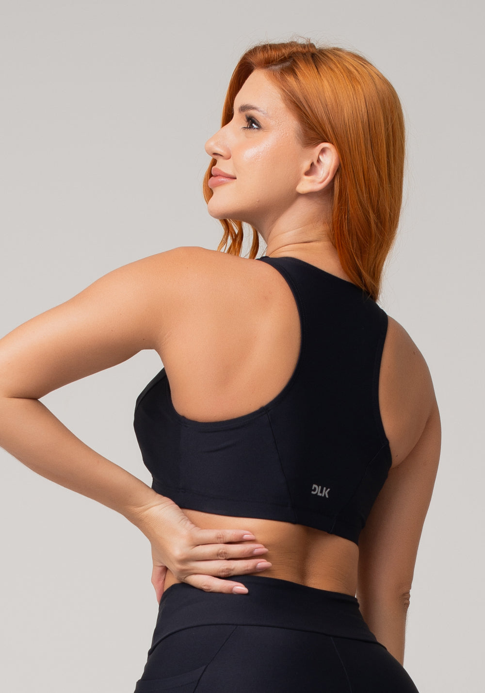 Top De Treino Feminino Modelo Nadador Básico Dlk Preto