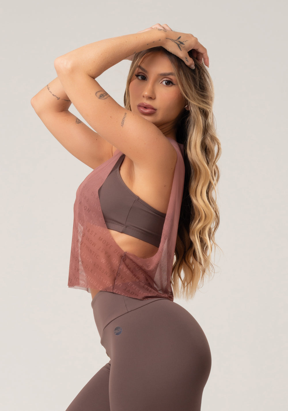 Cropped Feminino De Tule Estampado Authentic Marrom Printed Dlk
