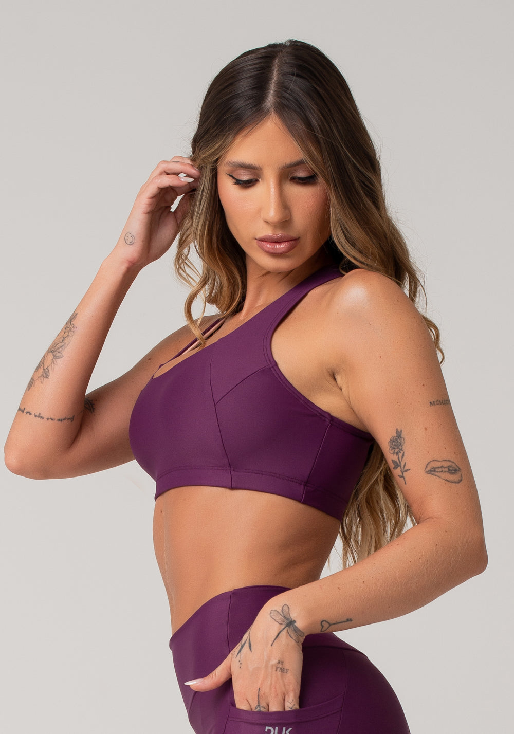 Top De Treino Feminino Modelo Nadador Básico Dlk Vinho