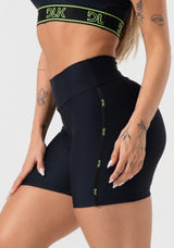 Bermuda Fitness Feminina Com Elástico Estreito Lateral Activity Dlk Preto