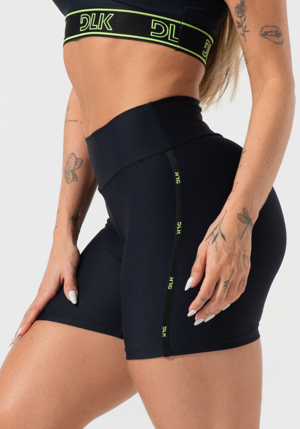Bermuda Fitness Feminina Com Elástico Estreito Lateral Activity Dlk Preto