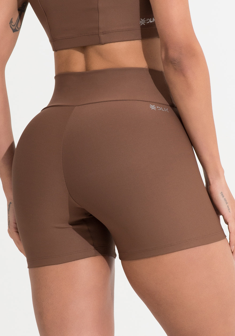 Short Fitness Feminino Marrom Aura Dlk