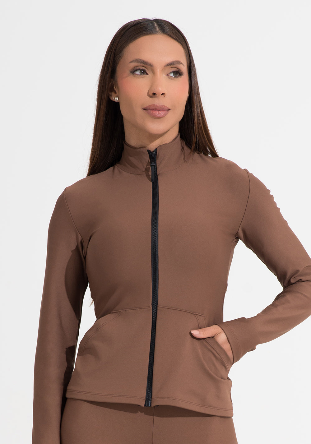 Casaco Fitness Feminino Marrom com Zíper e Bolsos Aura Dlk