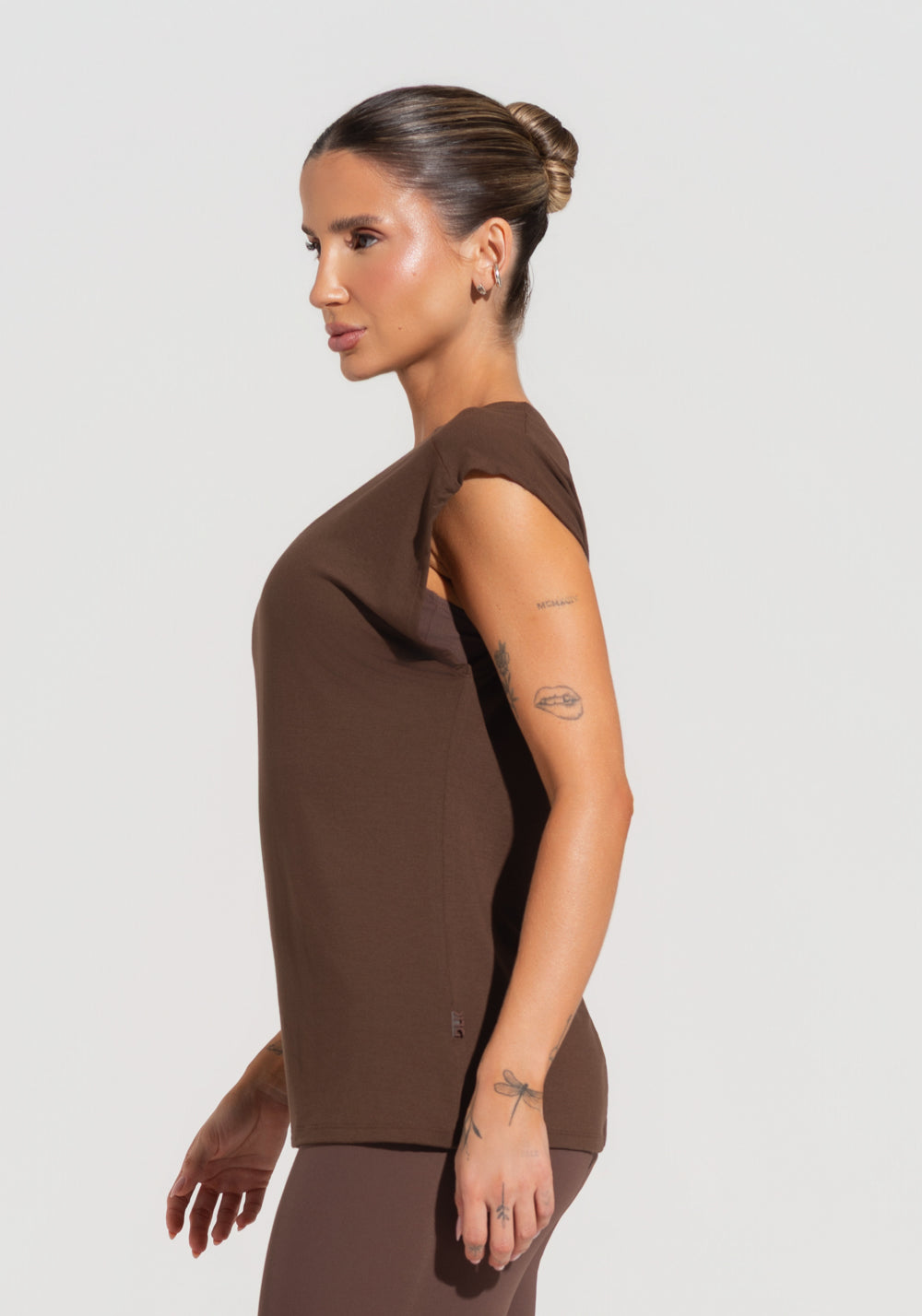 Blusa Feminina Com Manga Curta Soul Dlk Marrom