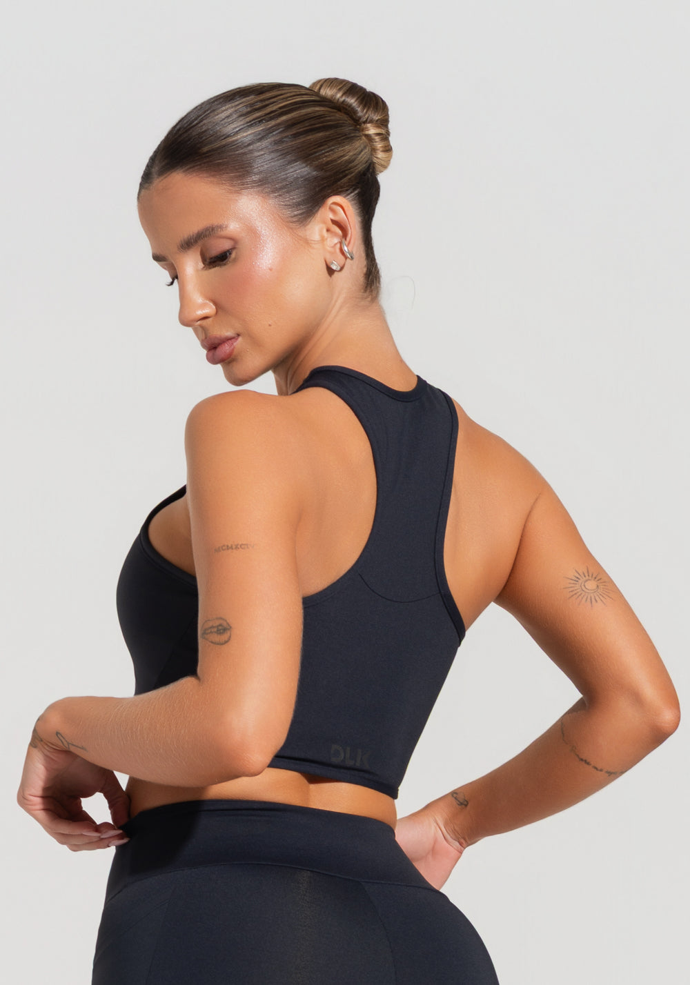 Cropped Fitness Feminino Com Cava Americana Soul Dlk Preto