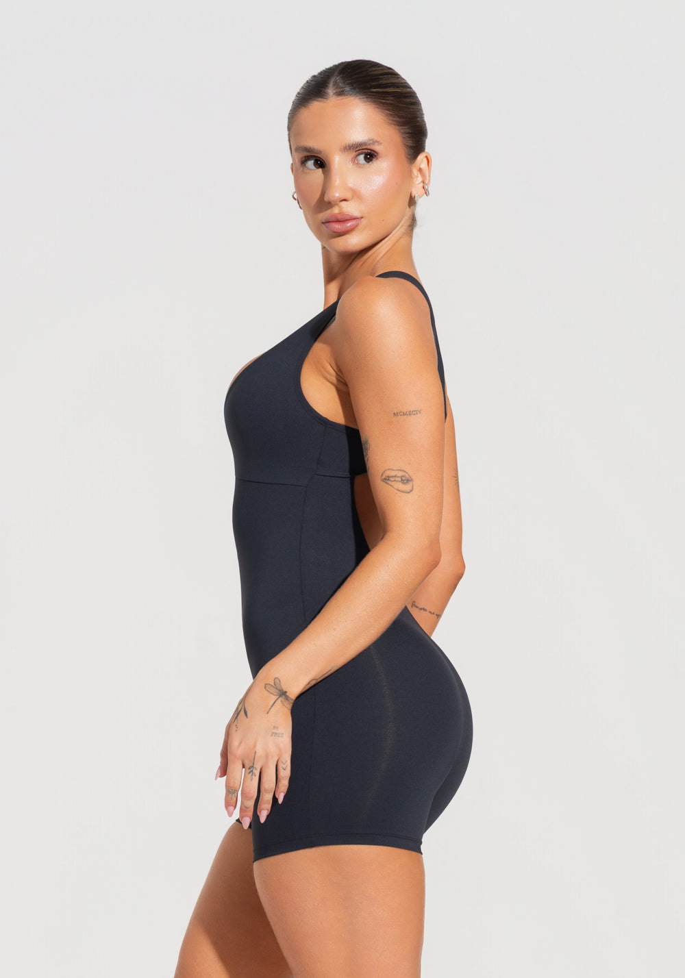 Macaquinho Fitness Feminino Nadador Com Decote Soul Dlk Preto