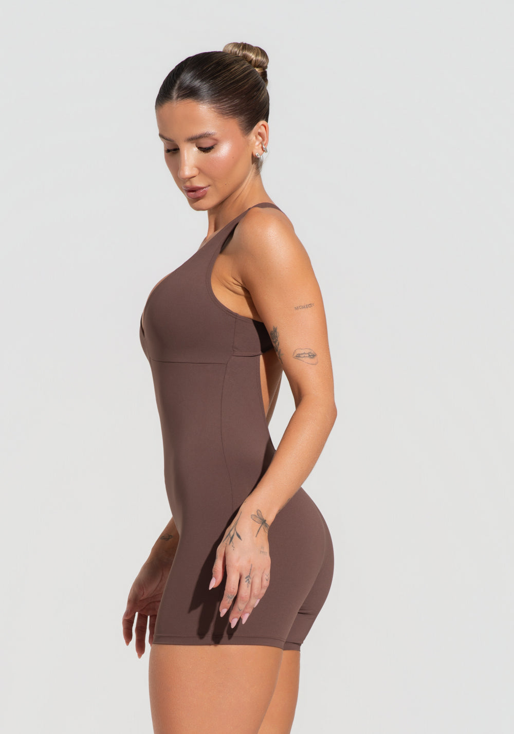 Macaquinho Fitness Feminino Nadador Com Decote Soul Dlk Marrom