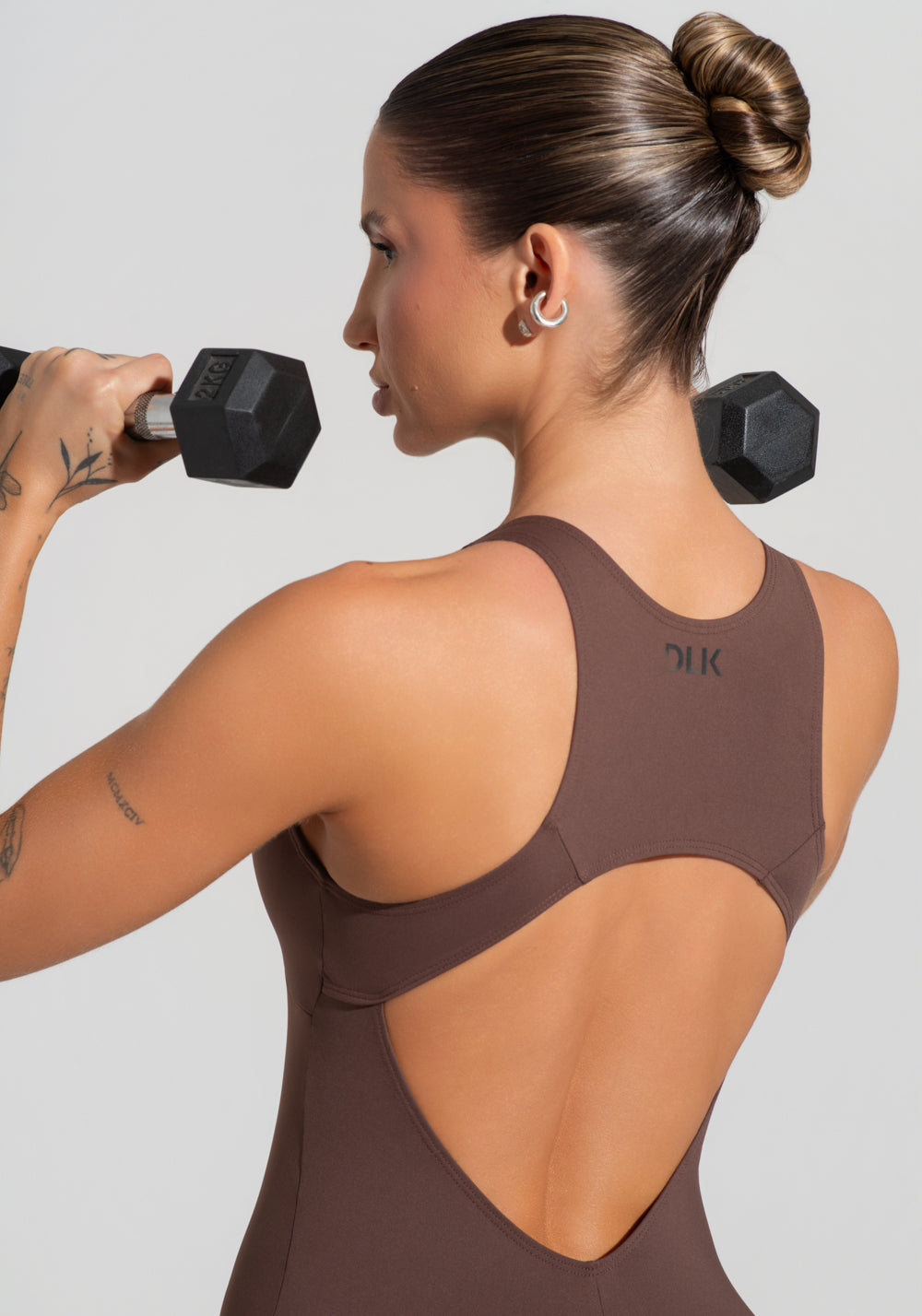 Macaquinho Fitness Feminino Nadador Com Decote Soul Dlk Marrom