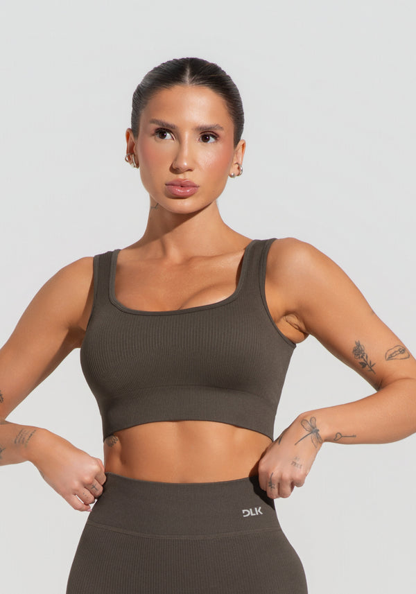 Top Fitness Feminino Verde Oliva Canelado Com Bojo Seamless+ Dlk