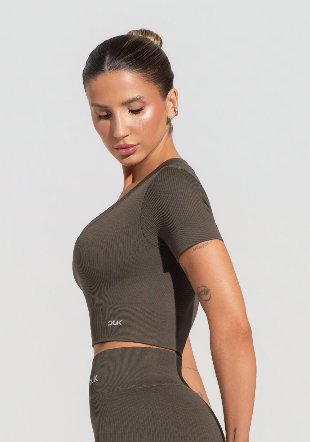 Cropped Feminino Verde Oliva Canelado Seamless+ Dlk