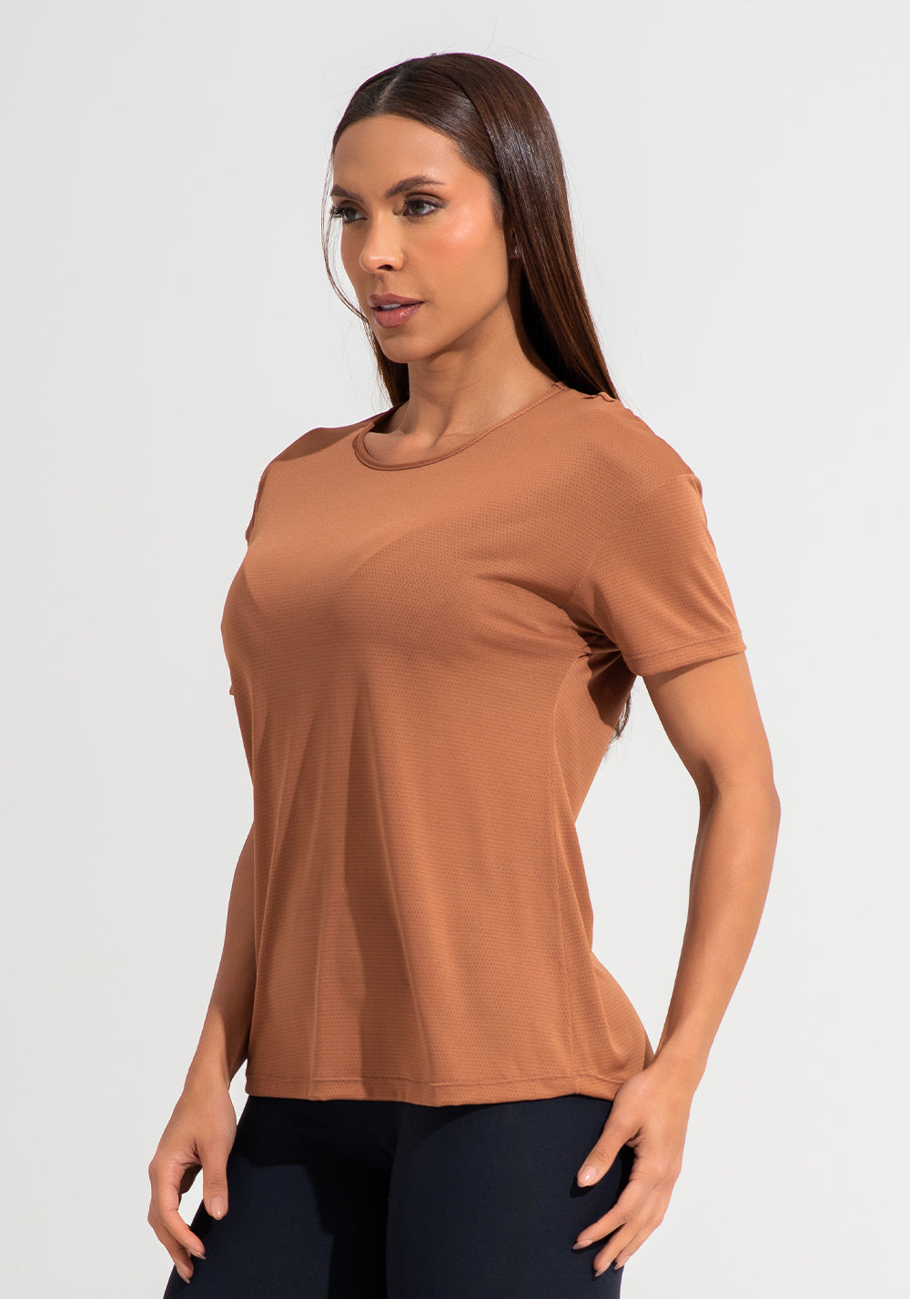 Blusa T-shirt Fitness Feminina De Poliamida Básica Dlk Marrom