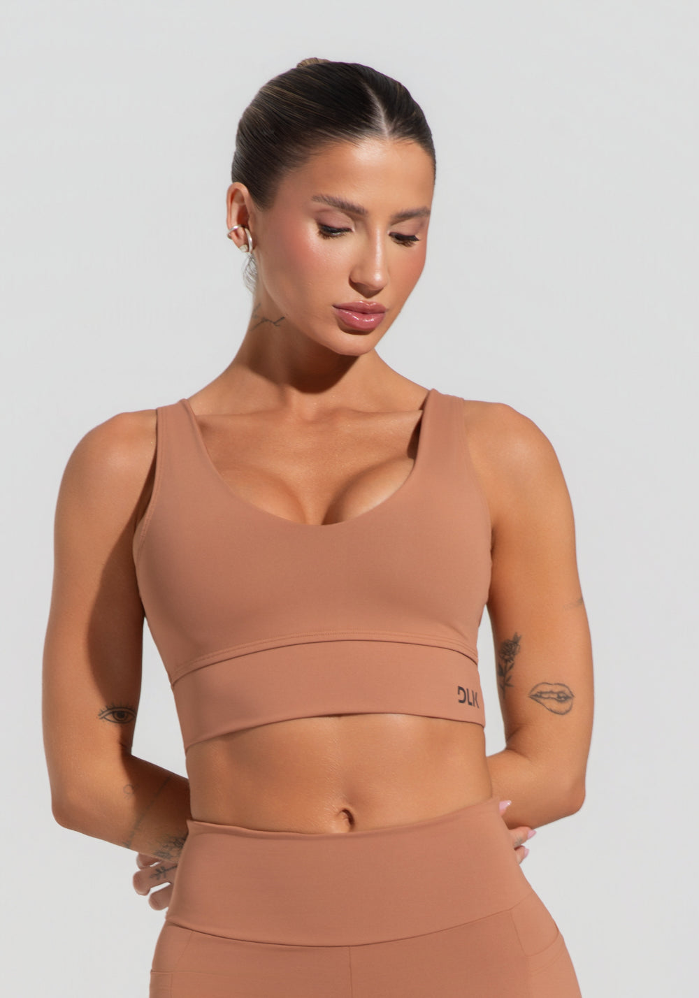 Top Fitness Feminino Com Decote V Soul Dlk Caramelo