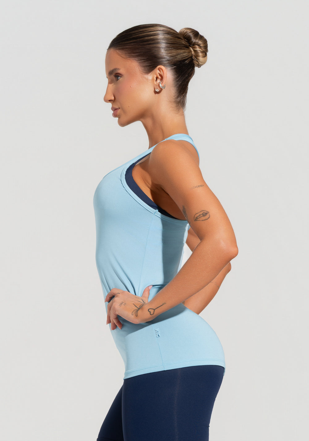 Camiseta Fitness Feminina Modelo Nadador Justa Soul Dlk Azul