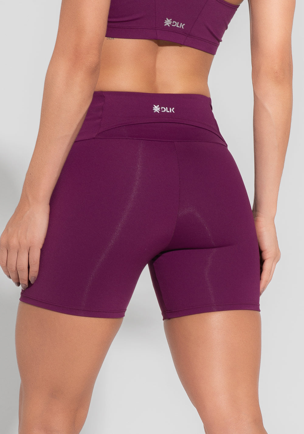 Short Fitness Feminino Com Bolso No Cós Roxo Básico Dlk