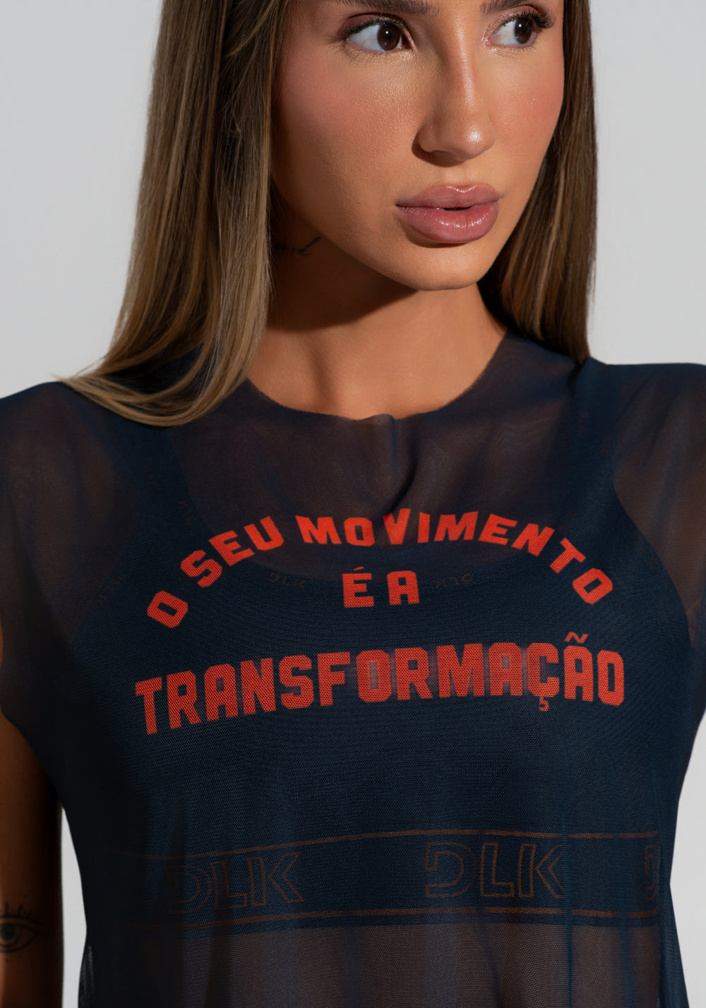 Cropped Feminino De Tule Grafite Estampado Transformação Activity Dlk