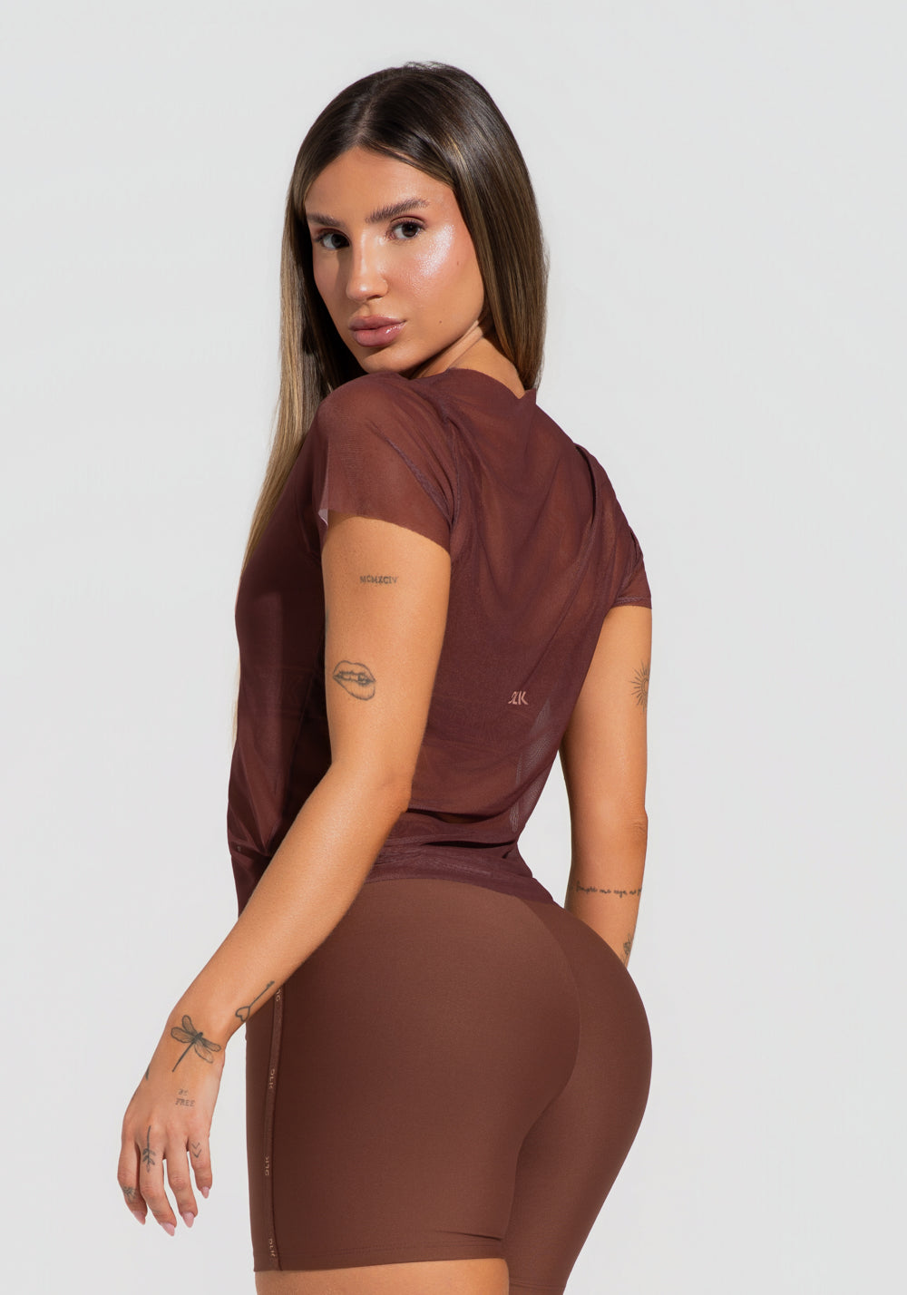 Blusa Baby Look Feminina De Tule Marrom Estampada Reencontro Activity Dlk