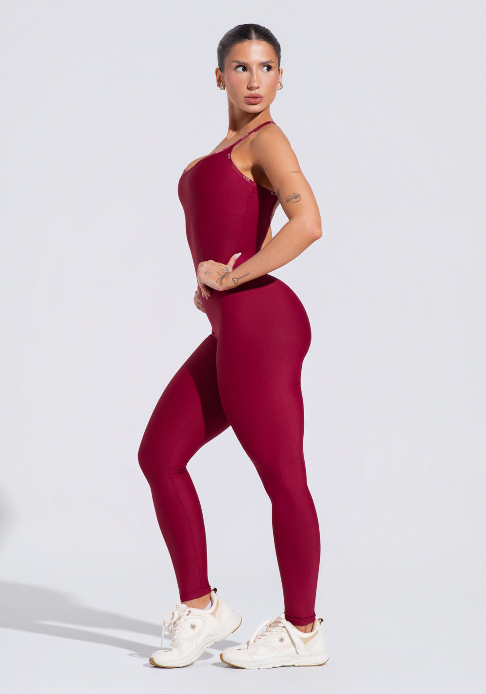 Macacão Feminino Fitness Com Alças Cruzadas De Elástico Activity Dlk Vermelho Cereja