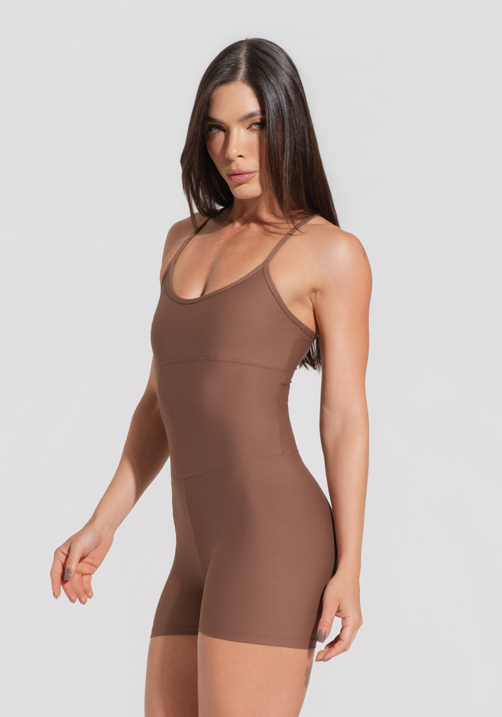 Macaquinho Fitness Feminino Marrom Com Alças Cruzadas Aura Dlk