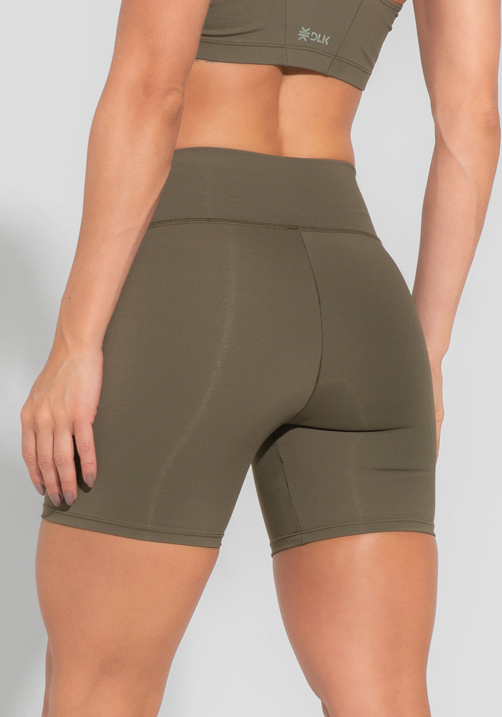 Short Fitness Feminino Verde Básico Dlk