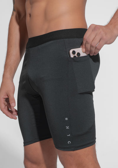 Bermuda Fitness Masculina Segunda Pele com Bolsos Dlk Preto