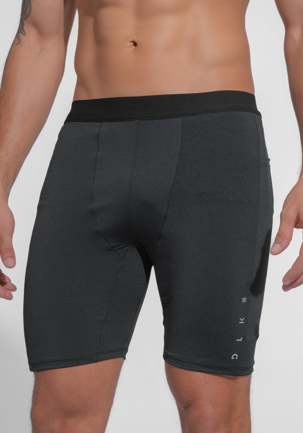 Bermuda Fitness Masculina Segunda Pele com Bolsos Dlk Preto