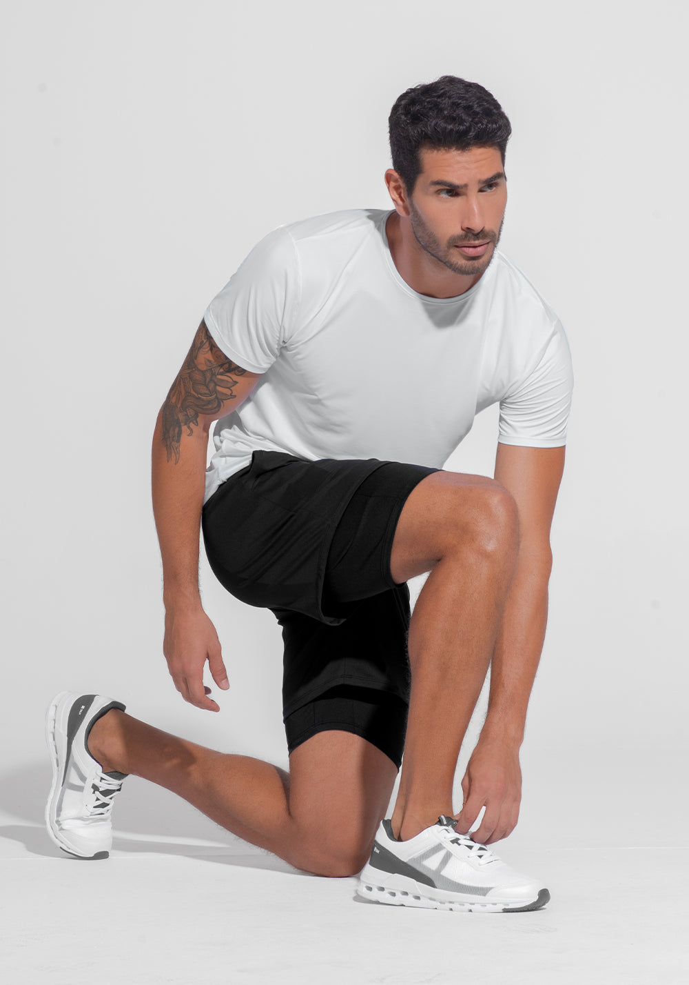 Bermuda Fitness Masculina Segunda Pele com Bolsos Dlk Preto