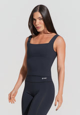 Camiseta Fitness Feminina com Decote Quadrado Preto Básica Dlk
