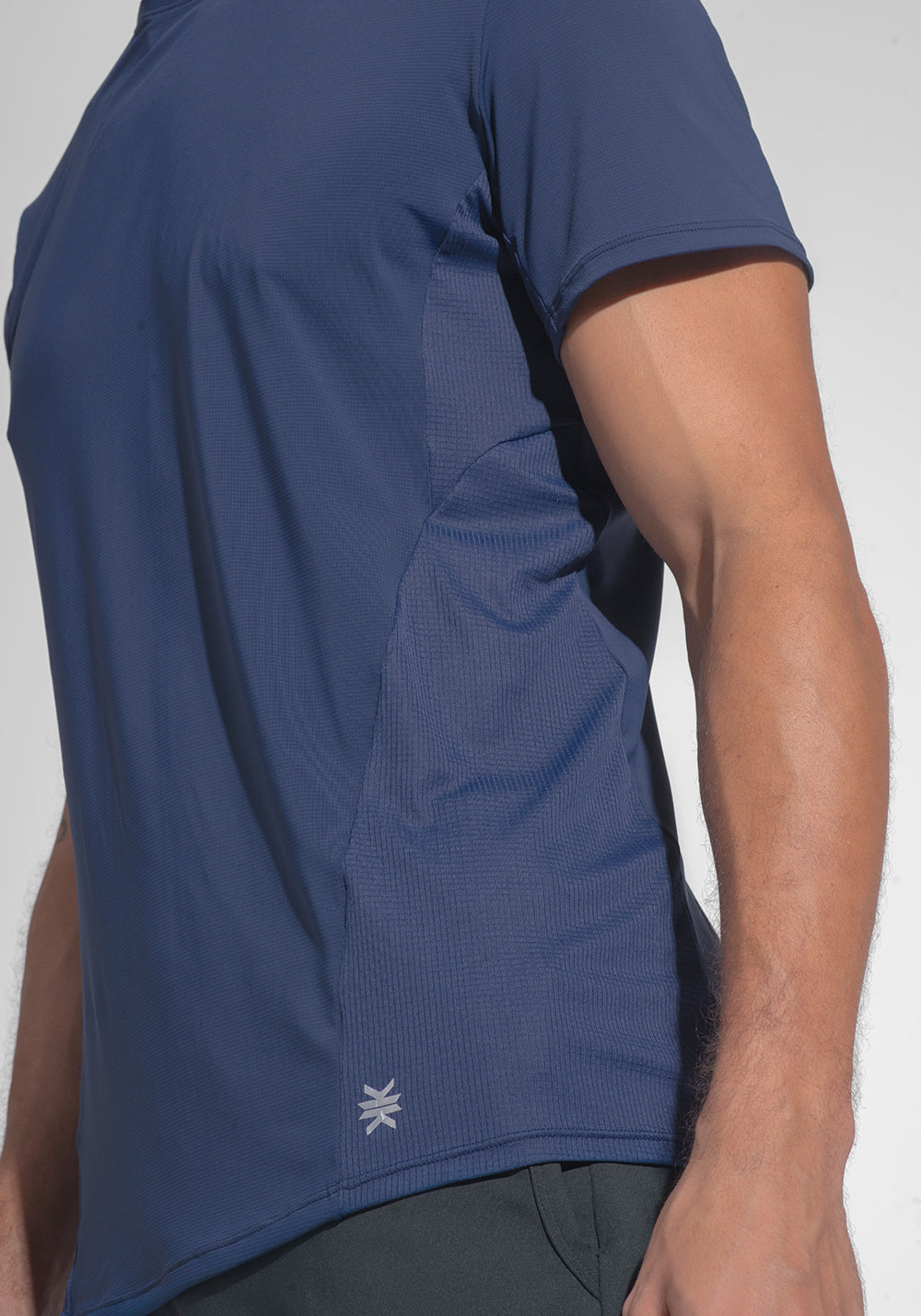 Camiseta Fitness Masculina Dry Fit Com Recortes Laterais Dlk Azul Marinho