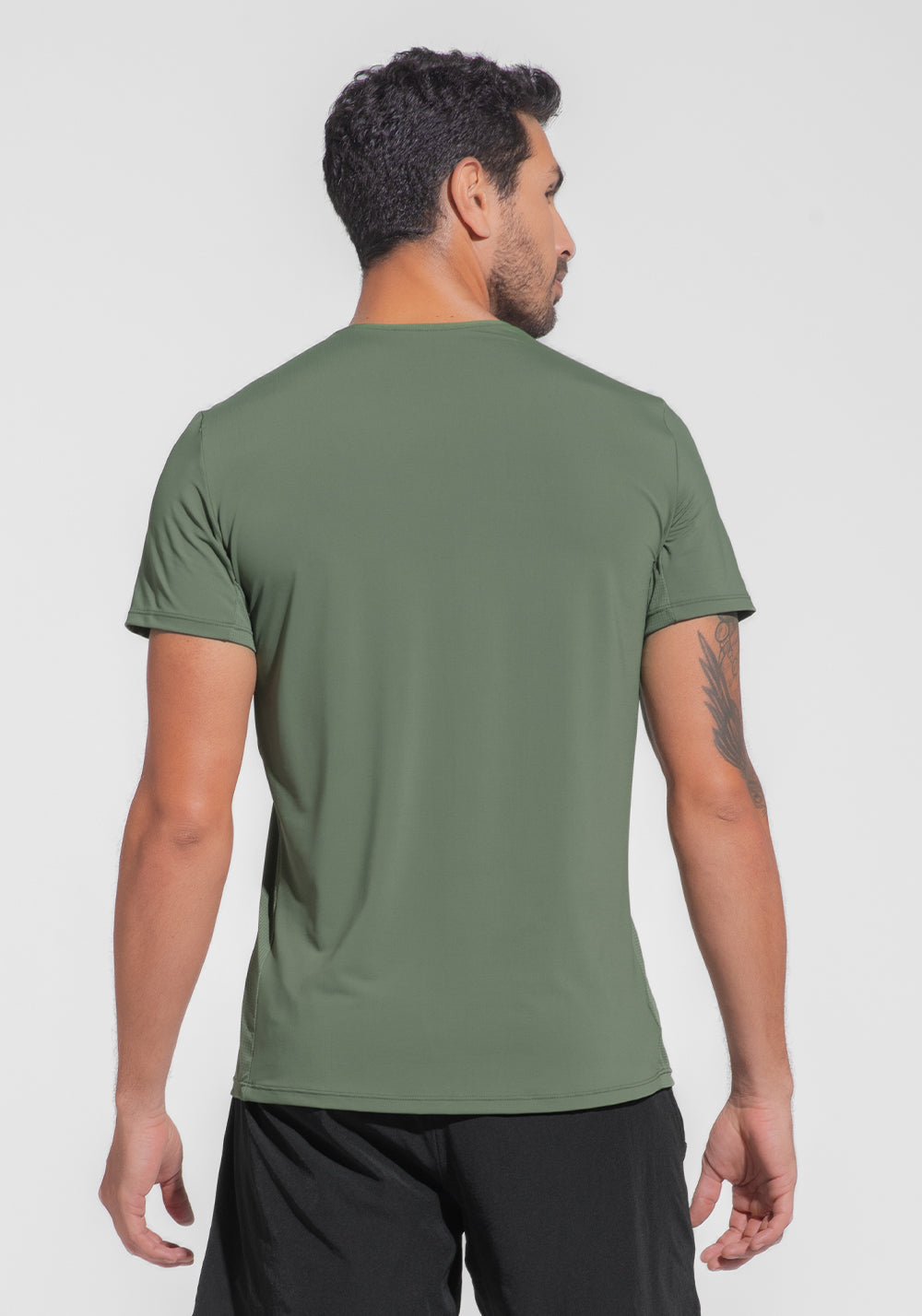 Camiseta Fitness Masculina Dry Fit Com Recortes Laterais Dlk Verde Militar