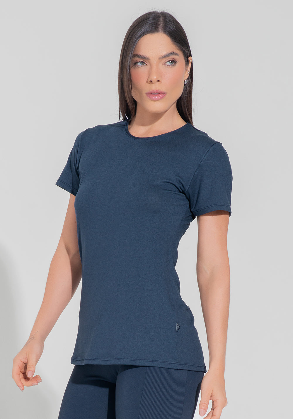 Blusa Fitness Feminina Alongada Motion Lines Dlk Azul Marinho