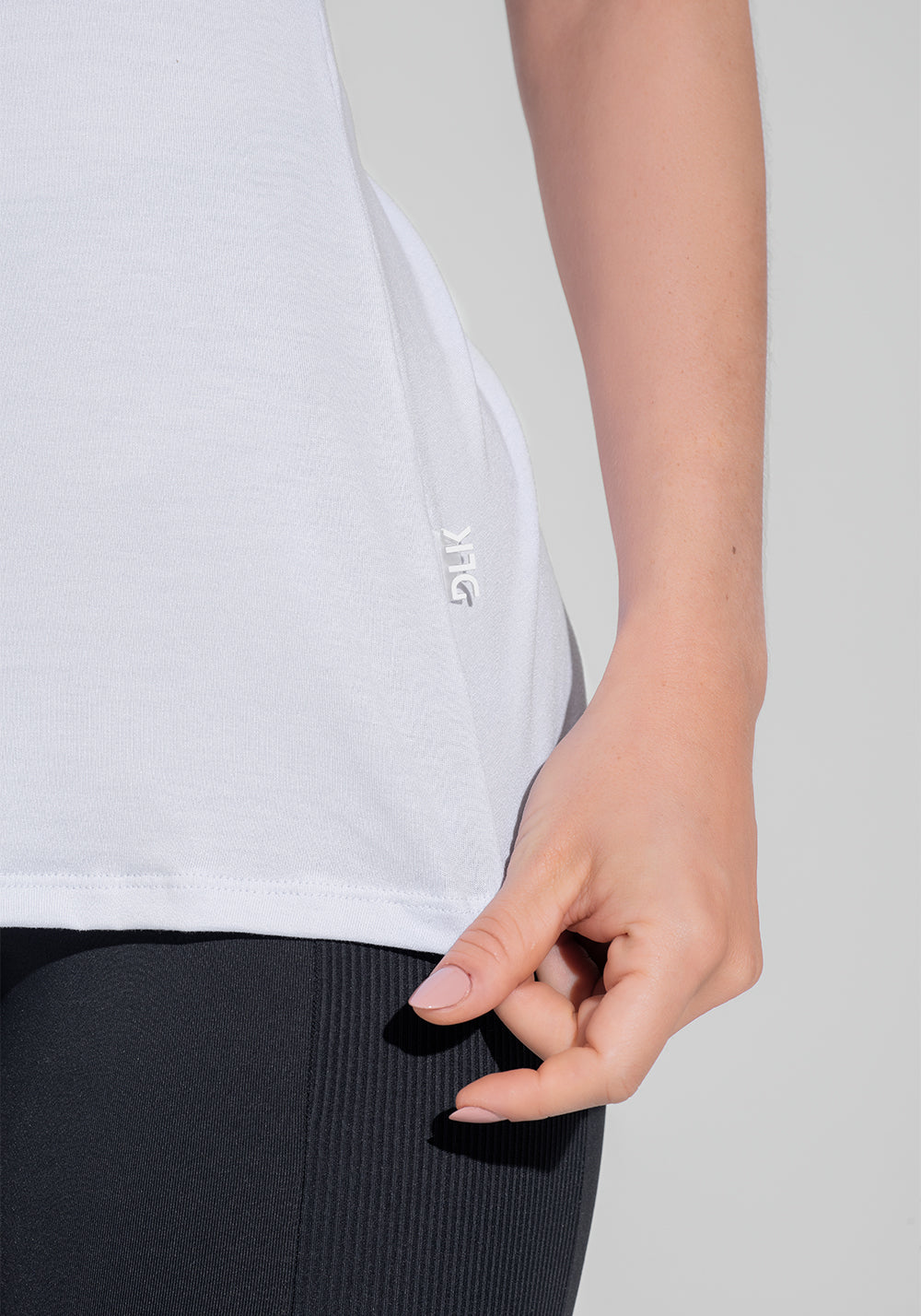 Blusa Fitness Feminina Alongada Motion Lines Dlk Branco