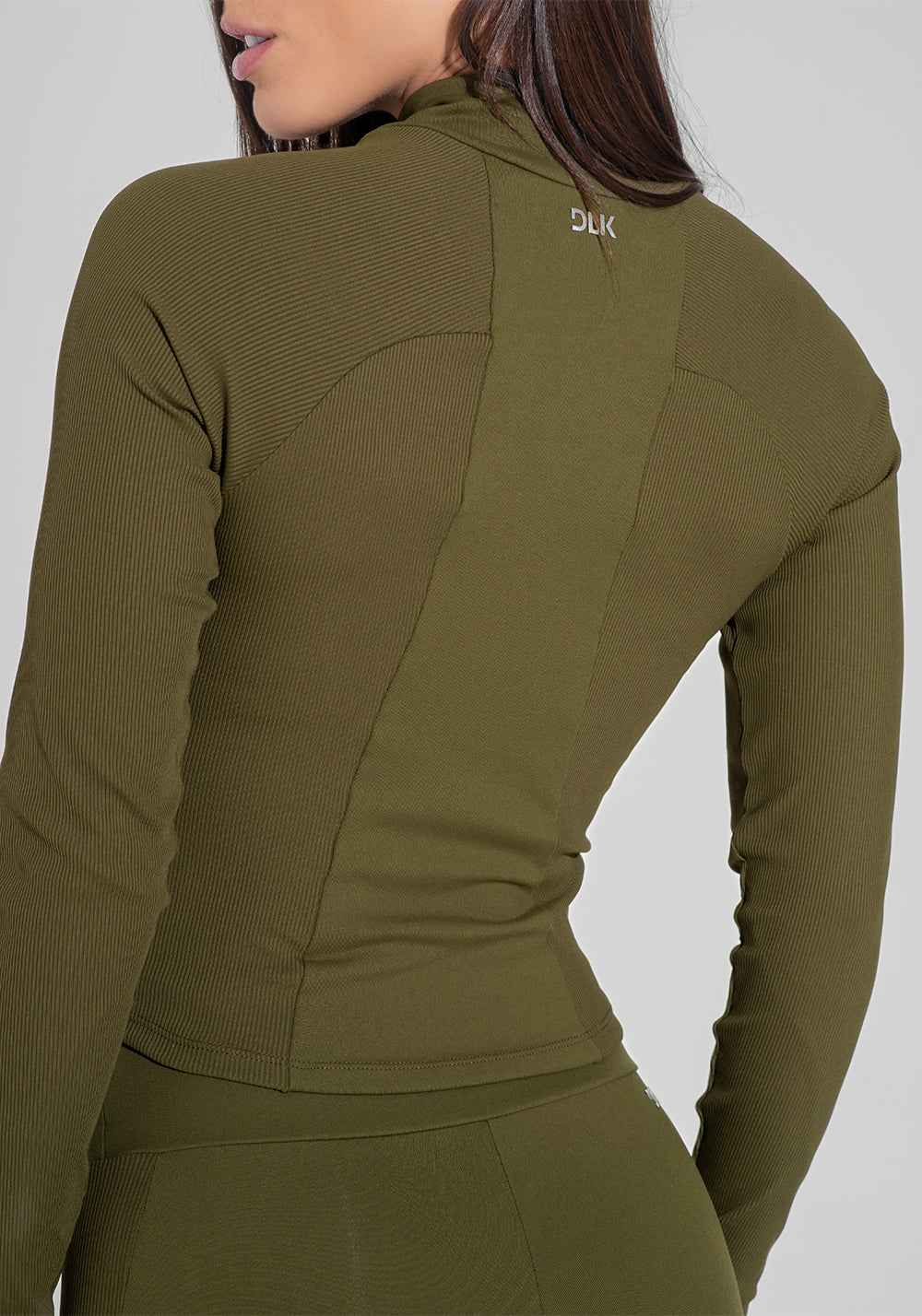 Casaco Fitness Feminino Com Detalhe Canelado Motion Lines Dlk Verde Oliva