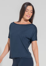 Blusa Feminina Decote Canoa Motion Lines Dlk Azul Marinho