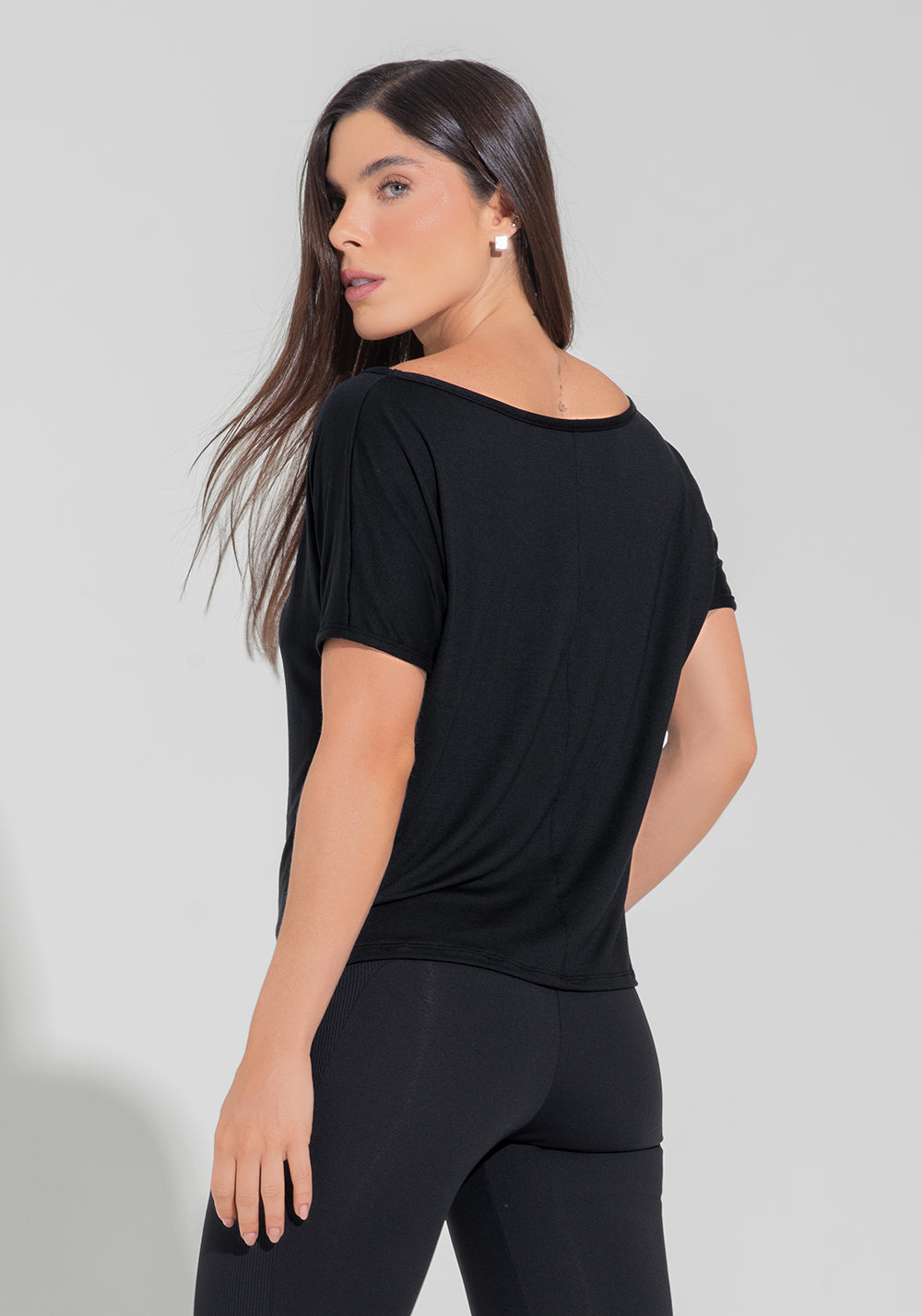 Blusa Feminina Decote Canoa Motion Lines Dlk Preto