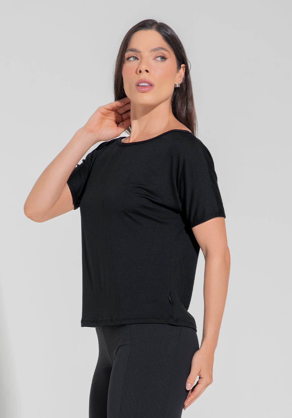 Blusa Feminina Decote Canoa Motion Lines Dlk Preto
